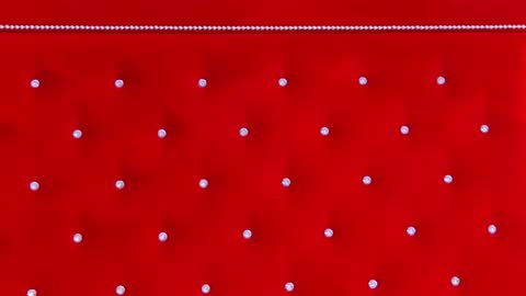 Elsa Jean online show from 01.08.26