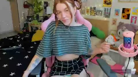 Elly     Fansly  online show from 08.08.26
