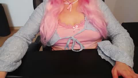 Elly online show from 04.05.26