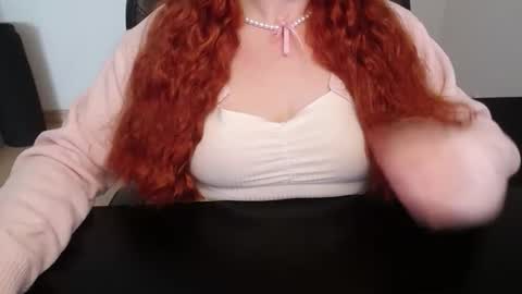 Elly online show from 04.11.26