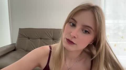 ellykeyofficial online show from 05.18.26
