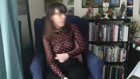 Elly Naomi online show from 02.14.25