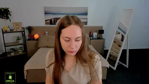 elma_lily online show from 09.16.25