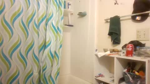 Snapshot of elmario24 chatting on 10.08.25 elmario24 online show from 10.08.25