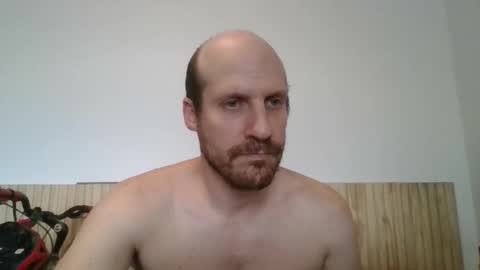 Snapshot of elmatirestrepo chatting on 03.29.26 Mati Restrepo online show from 03.29.26