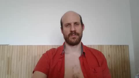 Snapshot of elmatirestrepo chatting on 04.12.26 Mati Restrepo online show from 04.12.26