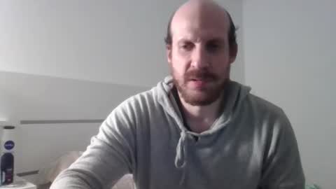 Snapshot of elmatirestrepo chatting on 04.17.26 Mati Restrepo online show from 04.17.26
