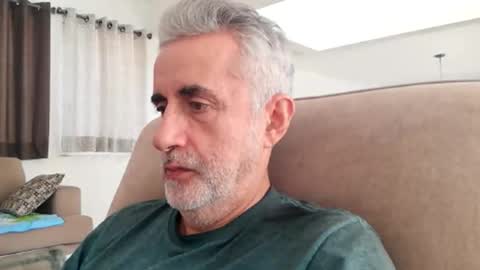 Snapshot of elmejorfvb2 chatting on 02.20.26 fer online show from 02.20.26