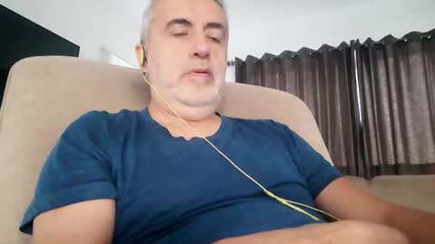 Snapshot of elmejorfvb2 chatting on 02.22.26 fer online show from 02.22.26