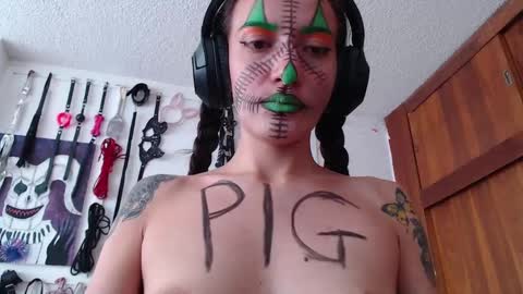 Chelsea  Please help me to reach 100 thumbs up online show from 02.01.25