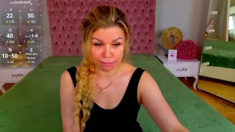 eloise_by online show from 07.03.26