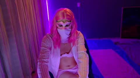 Snapshot of elowenstarshade chatting on 09.10.25 ElowenStarshade online show from 09.10.25