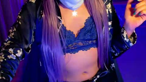 Snapshot of elowenstarshade chatting on 09.26.25 ElowenStarshade online show from 09.26.25