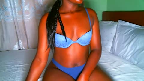 Snapshot of elphaba01 chatting on 03.03.25 Elphaba online show from 03.03.25