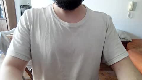 Snapshot of elriclust chatting on 02.18.26 elriclust online show from 02.18.26