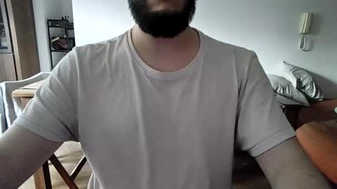 Snapshot of elriclust chatting on 02.19.26 elriclust online show from 02.19.26