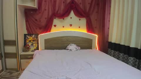 Snapshot of elsa_hot_here chatting on 03.26.26 Elsa online show from 03.26.26