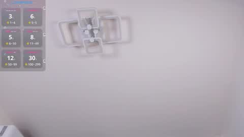 Snapshot of elswythbareford chatting on 12.19.25 Elizabeth online show from 12.19.25