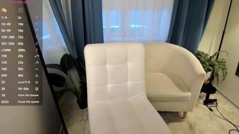 Snapshot of elvilune chatting on 02.27.26 Erica online show from 02.27.26