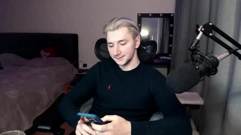 Elvin Vaenight online show from 11.22.25