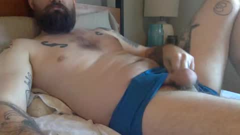 Snapshot of elviscash chatting on 10.24.25 elviscash online show from 10.24.25