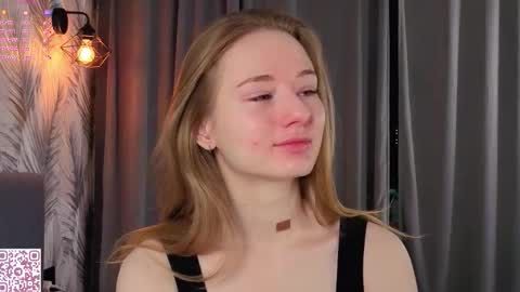 Snapshot of elvyrose chatting on 02.12.26 Alex online show from 02.12.26