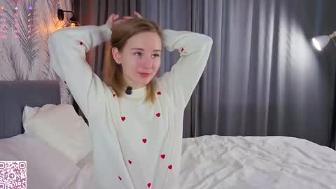 Snapshot of elvyrose chatting on 02.14.26 Alex online show from 02.14.26