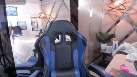 --- Ely--- online show from 04.23.26