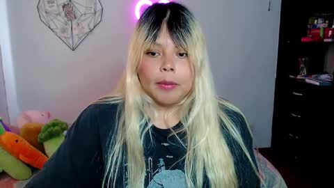 Ely online show from 10.10.25