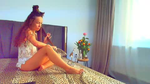 Ely online show from 03.07.25