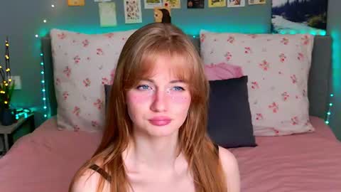 Snapshot of elza_hofffman chatting on 07.11.26 Chloyka online show from 07.11.26
