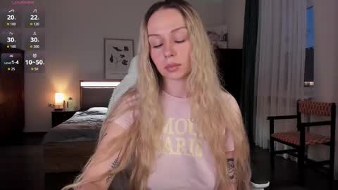 Emilie online show from 10.19.25