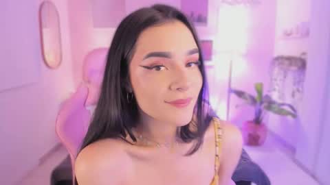 Snapshot of ema_soul chatting on 11.27.25 emma soul online show from 11.27.25