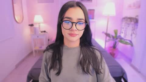 Snapshot of ema_soul chatting on 12.16.25 emma soul online show from 12.16.25