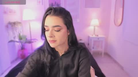 Snapshot of ema_soul chatting on 01.14.26 emma soul online show from 01.14.26