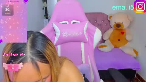Snapshot of ema_tayy chatting on 06.18.26 Ema online show from 06.18.26