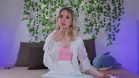 Emma online show from 03.28.26