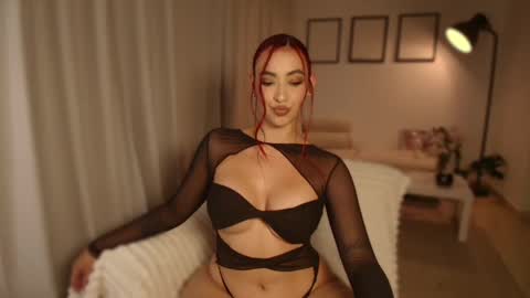 Snapshot of emam_taylor_ chatting on 02.21.25 IG imrojita8 online show from 02.21.25