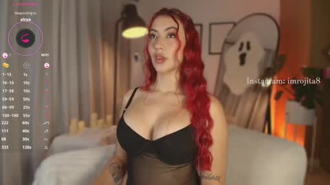 Snapshot of emam_taylor_ chatting on 10.27.25 IG imrojita8 online show from 10.27.25