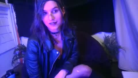 Ellie online show from 12.13.24