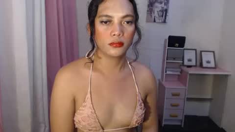 Snapshot of embodiment_sex chatting on 02.23.26 Venice online show from 02.23.26