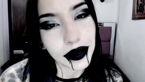 Snapshot of emearld_black chatting on 01.30.25 Emerald Black online show from 01.30.25