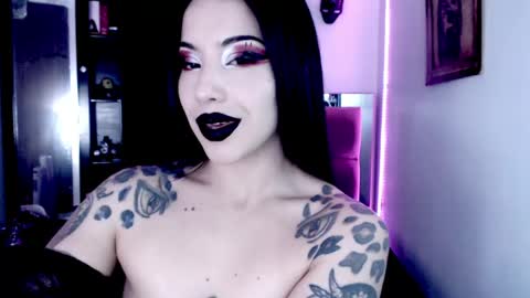 Snapshot of emearld_black chatting on 05.01.26 Emerald Black online show from 05.01.26