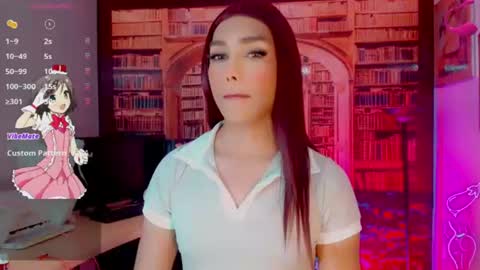 Snapshot of emeli_roushot chatting on 07.14.26 Emeli online show from 07.14.26