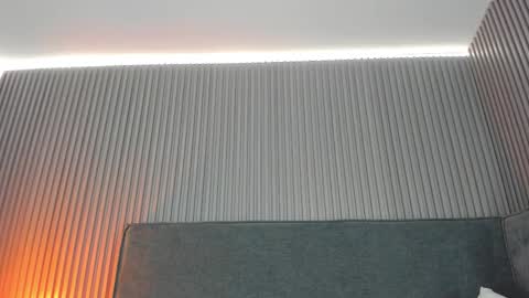 Snapshot of emelie_89 chatting on 11.28.25 emelie_89 online show from 11.28.25