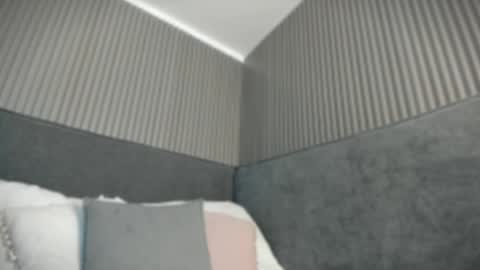 emelie_89 online show from 05.16.26