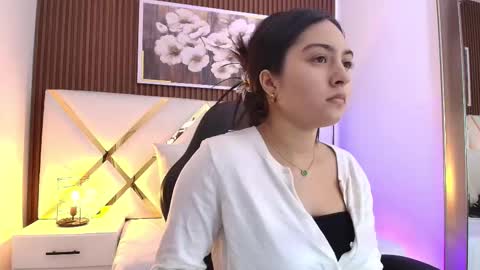 Emily  online show from 01.11.26