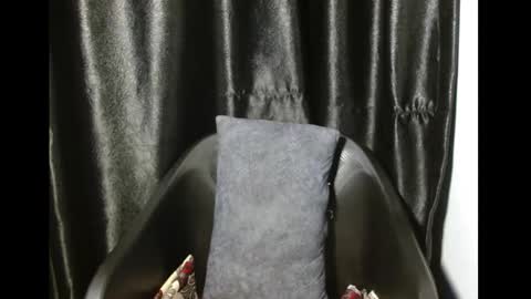 emerald online show from 10.22.25