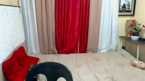 Emerald online show from 02.09.25