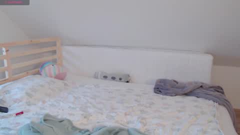 just me online show from 11.22.25